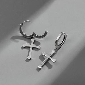 Boucles d'oreilles pendantes Jeulia Sinner Cross en argent sterling - Product Image 5
