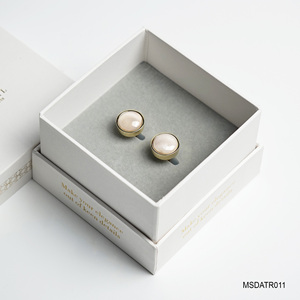 Boutons de manchette en agate blanche Fengshui plaqués or 18 carats de qualité supérieure pour hommes - MSDATR011 |   Collection Tinh Vu |   Du Vietnam - Product Image 3