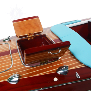 Modèle de bateau à moteur Riva Triton en bois peint de luxe fait à la main pour la décoration et l'exposition (91,4Lx27,9Lx25,4H cm) - Product Image 5