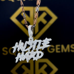 Pendentif Moissanite VVS personnalisé Lettre design style Hip Hop en argent pour enfants - Product Image 1
