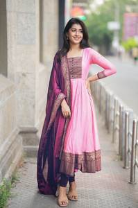 Belle robe & Dupatta Avec jacquard Zari Weaving - Product Image 6