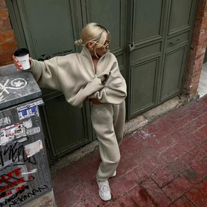 Customization Start Low MOQ Women's Acid Washed Cropped Zipper <b>Tracksuits</b> Casual Solid Eco-Friendly Fleece - Product Image 4