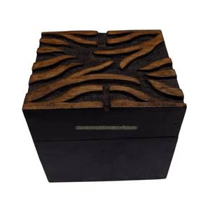 Joyero clásico tallado a mano para mujer, caja de madera decorativa, organizador de joyas en forma cuadrada - Product Image 5