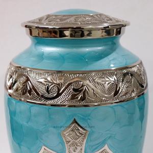 Urne en laiton adulte de qualité supérieure pour les cendres humaines et animales Urne de crémation gravée Prix de gros sur urne en cendres en laiton en aluminium - Product Image 6