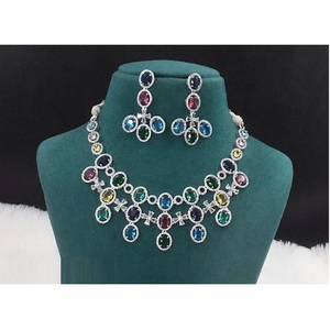 Collier de bijoux AD léger de conception unique pour l'utilisation de cadeaux de mariées disponible à un prix abordable de l'Inde - Product Image 1