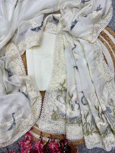 Hermoso diseño suave Tabby seda sari y blusa de seda Bangalori trabajo de bordado de hilo Multicolor con borde de encaje elegante - Product Image 4