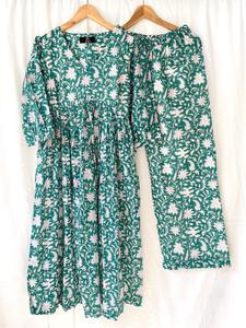 <b>Pink</b> Cypress Kurta Palazzo Set Fashion Styling High End Quality Kurti and Pants From Indian Manufacturer - Product Image 4