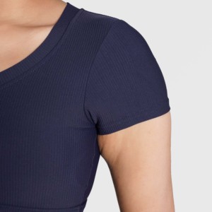 เสื้อกีฬาเทมโปสปอร์ตส์ในรุ่นเนวี สลิมฟิต สปอร์ตบรา - Product Image 5