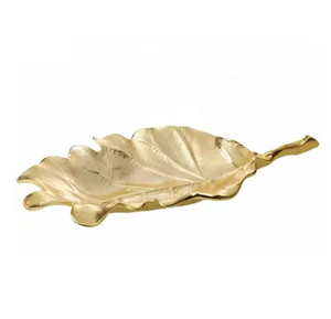 Plateaux de service de style nordique métal décoratif vaisselle de qualité supérieure plateaux de service décoratifs de table à un prix abordable - Product Image 2