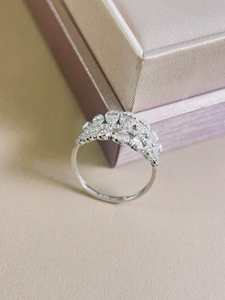 เครื่องประดับเงินแท้ 925 ประดับมอสซาไนต์ ชุบโรเดียมอย่างดี ดีไซน์หยดน้ำ ทันสมัย เหมาะสำหรับเป็นของขวัญงานหมั้น งานแต่งงาน หรืองานเลี้ยง - Product Image 4