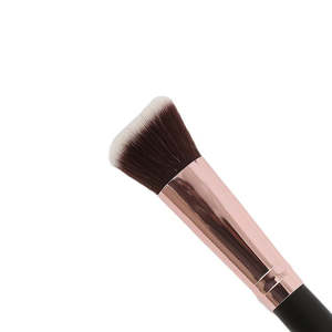 Pinceau de Maquillage pour Fond de Teint Eminent - Product Image 1