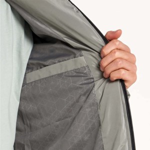 Chaqueta de poliéster para hombre con espalda ventilada y propiedades de absorción de humedad para uso activo - Product Image 5
