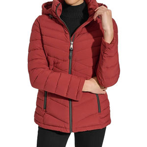 Veste matelassée de haute qualité en gros, brillante, respirante, en polyester, logo personnalisé, matelassée, grande taille, pour femmes - Product Image 6