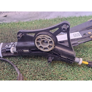 ชุดมอเตอร์กระจกไฟฟ้าด้านหน้าขวา AUDI A6 Sedan C7 Series (4GC) 4G0837462 CYGA (11>18) - Product Image 3