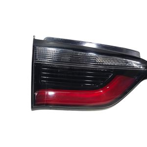 FEU STOP ARRIÈRE GAUCHE INTEGRÉ À LA PORTE Série JEEP Compass P55112685AB (16>) - Product Image 3