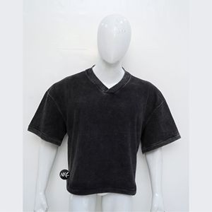 เสื้อยืดสีพื้นระบายอากาศได้ดีสำหรับผู้ชายเสื้อสำหรับล้างเป็นกรดเสื้อคอวีมีโลโก้ออกแบบได้ตามต้องการ - Product Image 1