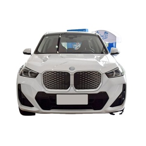 SUV 2024 LE GE.ND ER V6 6.1-8L de 4 Plazas, Usado en Buen Estado, Techo Panorámico Automático, Bajo Kilometraje, Sin Problemas Mecánicos, Listo para Conducir - Product Image 2