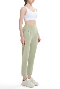 Pantalones Deportivos de Felpa para Mujer con Cintura Elástica con Cordón y Puños Ajustados en los Tobillos - Product Image 6