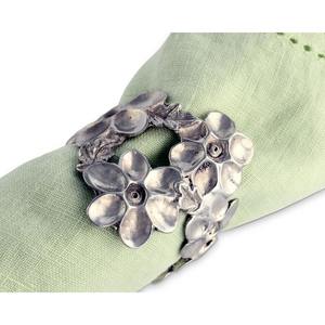 Anillo de Servilleta Floral Premium que Agrega un Toque Encantador Inspirado en la Naturaleza a la Decoración de la Mesa para Eventos y Uso Diario, Hecho a Mano en India - Product Image 1