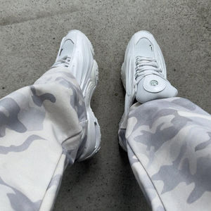 ชุดวอร์มทรงหลวมมีฮู้ดและกางเกงวอร์มแฟชั่นสไตล์สตรีทแบบกำหนดเอง - Product Image 5