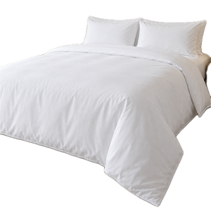 Ensemble de housse de couette brodée en coton 100% de luxe, taille king size - Blanc doux 220x240 cm - Product Image 1
