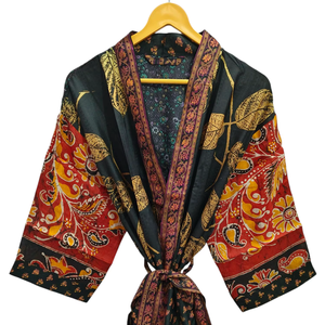 Kimono pour femme Robe d'été Bikini Cover Up Night Wear Long Robe, fait à la main indien Vintage en soie recyclée Sari Kimono, - Product Image 1