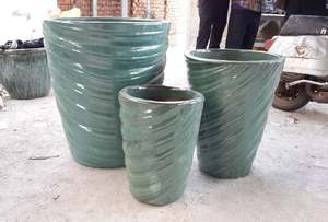 [Leo Nguyen Le] - Vente en gros de pots et jardinières d'extérieur en céramique - Ensemble de pots en céramique - Fournisseur du Vietnam - Product Image 4