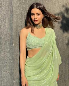 Exclusif indien belle fête porter Georgette Saree avec séquence travail Saree avec chemisier de créateur en couleur Pista au meilleur prix - Product Image 3