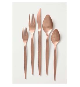 Ensemble de couverts en acier inoxydable Gourmet avec couverts complets offrant style durabilité et polyvalence pour manger - Product Image 6