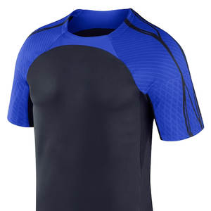 Camiseta de Fútbol Transpirable de Secado Rápido al por Mayor, 100% Poliéster, Sublimación, Antibacteriana, Personalizada - Product Image 4