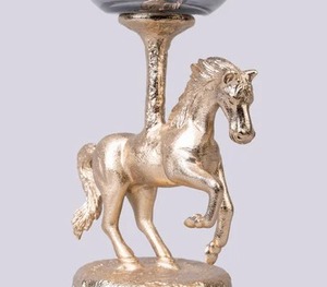 Bougeoir élégant pour cheval, parfait pour ajouter un charme élégant, confortable et sophistiqué au salon, à la chambre et à la salle à manger. - Product Image 5