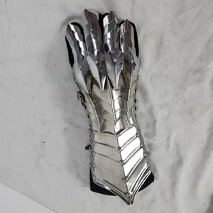 Guantes y guanteletes funcionales de guerrero de acero estilo Caballero gótico medieval para disfraz de Halloween - Product Image 2
