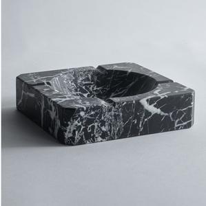 Moderno Tazón Decorativo de Resina para Servir Ensaladas de Frutas, Elegante y Estilizado, Hecho a Mano, Libre de BPA, Ecológico y Apto para Lavavajillas - Product Image 3