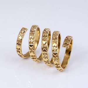 Anillo ajustable de acero inoxidable geométrico multicapa chapado en oro y plata de 18 quilates Joyería de estilo abierto de moda - Product Image 3