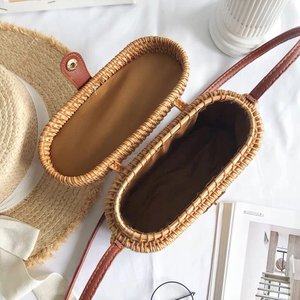 Sac en rotin ovale naturel tissé à la main-Sac à bandoulière en osier naturel pour style Boho & Vintage - Product Image 3