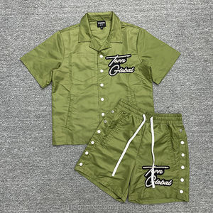 Polo con logotipo personalizado, conjunto de 2 piezas, pantalón de chándal de nailon y poliéster, pantalones cortos, traje cortavientos, camisas con botones, conjunto corto, chándal para hombre - Product Image 1