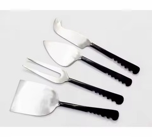 Meilleures ventes Lot de 4 couteaux à fromage en acier inoxydable avec manche de couleur noire Ensemble de couverts de cuisine Outil de cuisine - Product Image 1