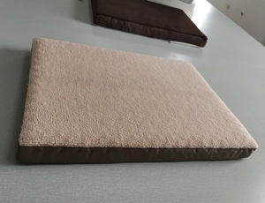 थोक पर्यावरण के अनुकूल छोटे कुत्ते बिस्तर उच्च गुणवत्ता हटाने योग्य स्मृति फोम क्रेट पैड पालतू जानवरों की नींद और आराम के लिए ठोस पैटर्न - Product Image 2