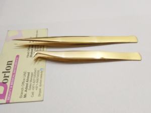 Pince à épiler à extension de cils en acier inoxydable Logo privé pince à épiler plaquée or pour cils au Pakistan - Product Image 2