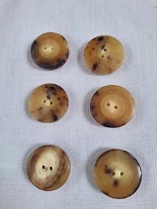 Botones de Cuerno de Búfalo Natural al por Mayor, Acabados y Coloridos para Accesorios de Ropa, Alta Calidad - Product Image 3