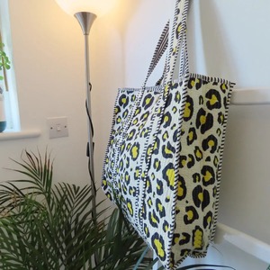 Women's Lady Quilted Fashion <b>Tote</b> <b>Bags</b>-<b>Leopard</b> <b>Print</b> Vintage Bohemian Zipper Closure Canvas Lining Lightweight High Quality - Product Image 1