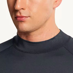 Por encargo de los hombres de MMA de manga corta Rash Guard transpirable de secado rápido Ecológico Spandex Poliéster Servicio OEM - Product Image 3