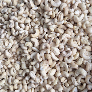 เม็ดมะม่วงหิมพานต์จากโรงงานที่เชื่อถือได้ W320เม็ดมะม่วงหิมพานต์ดิบ WW180 WW240 WW320 WS ปรับแต่งได้ตามต้องการ - Product Image 1