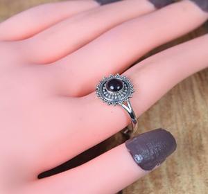 Anillo de Plata de Ley 925 con Piedra Preciosa de Granate, Joyería Hecha a Mano, Anillo de Estilo Bohemio para Mujer, Regalo de Boda para Esposa - Product Image 2