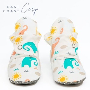 Botines de muselina de algodón orgánico para bebés, pantuflas para recién nacidos para bebés y niñas, diseño occidental elegante para la temporada de otoño - Product Image 1