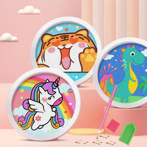 Pintura de Diamantes Acrílica Hecha a Mano, Diseño Enmarcado Estilo Dibujos Animados para Niños, Decoración Personalizada para el Hogar, Empacado en Caja - Product Image 5