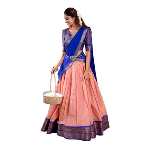 Belle soie traditionnelle Banarasi Lehenga Choli à la demande avec tissage Zari en or complexe pour les mariées - Product Image 1