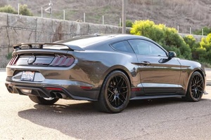 FORD MUSTANG GT COUPE PREMIUM 2020 D'OCCASION CÔTÉ GAUCHE/DROIT - Product Image 4