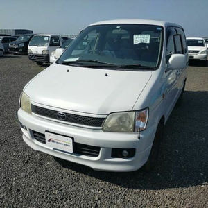 T-oyota LiteAce Noah MPV usado de alta calidad, bajo kilometraje, buen mantenimiento y rendimiento confiable - Product Image 6