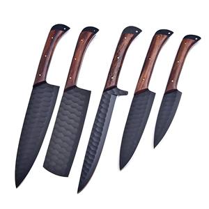 Nouveauté : Ensemble de couteaux de chef avec manche en bois et lame gravée, fabrication artisanale, acier inoxydable professionnel. - Product Image 1